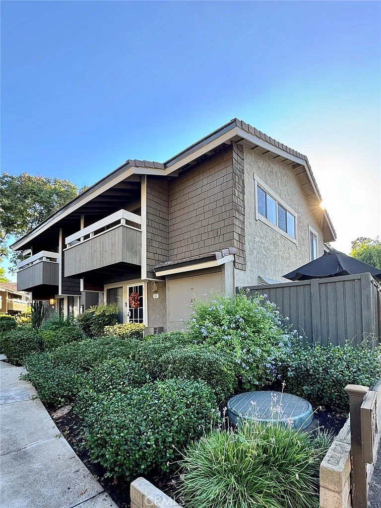 1 bed, 633 sqft, $2,500 — Photo 1