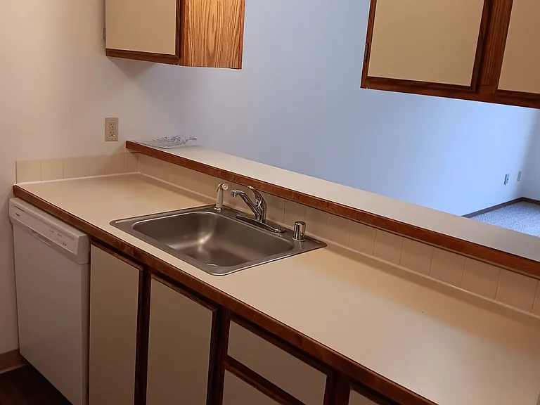 Hart Terrace Apartments — Photo 3