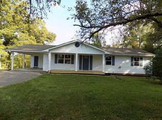 140 John Sevier Cir, Rogersville, TN 37857