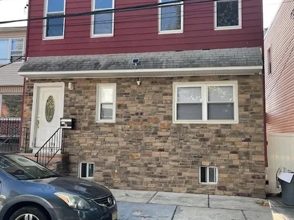 14 Meadow Street image 2 of 49