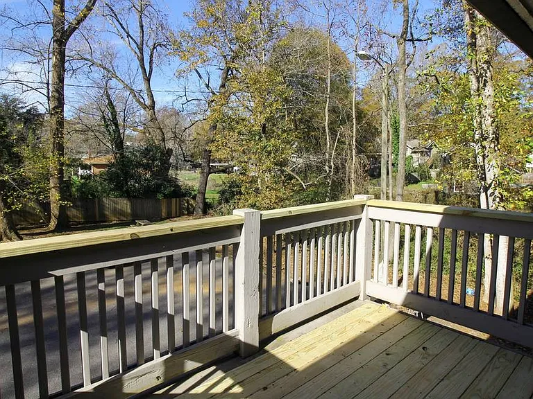 711 Oakview Rd #13 — Photo 19