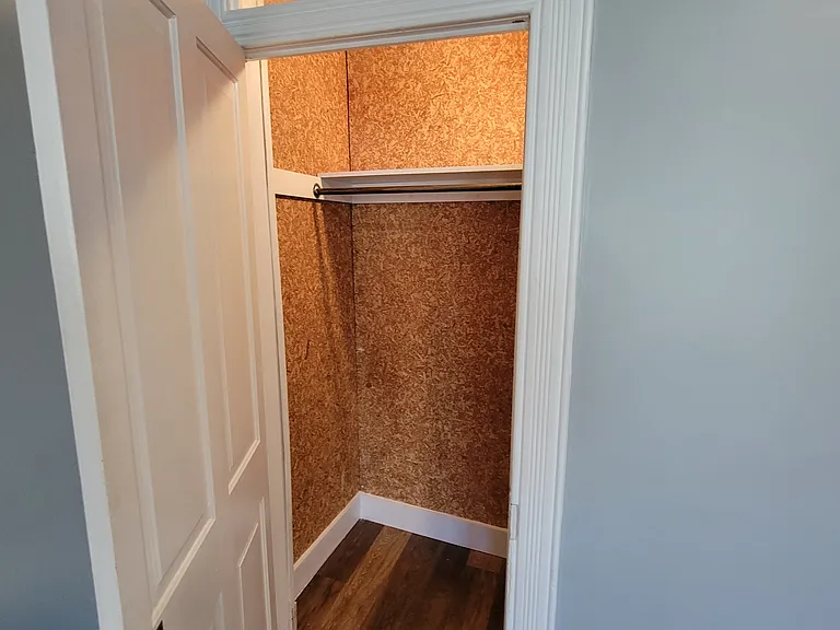 1215 John St #2 — Photo 16
