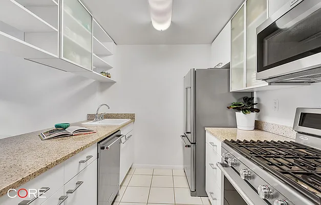 Rented by CORE | media 58