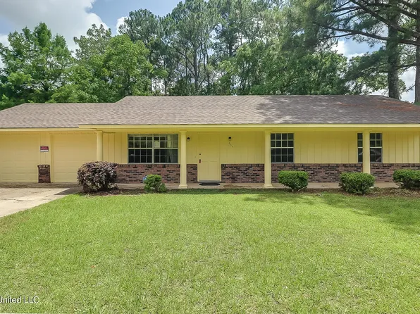 2417 Heritage Dr, Gautier, MS 39553