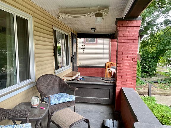 4th image of 2694-2696 Hibbert Ave