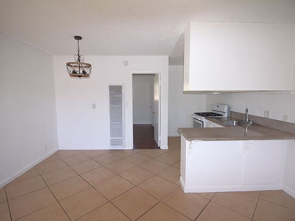 4th image of 129 S Avenue 54 APT 6