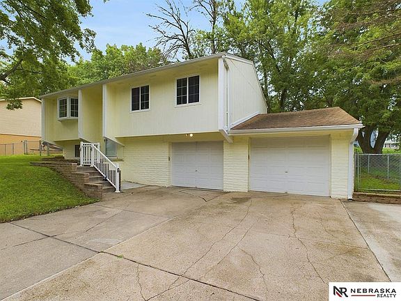 2nd image of 13413 Schirra St