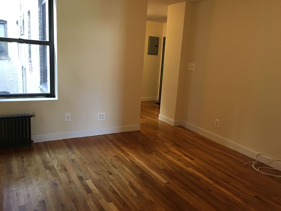 1st image of 2374 29th St #15