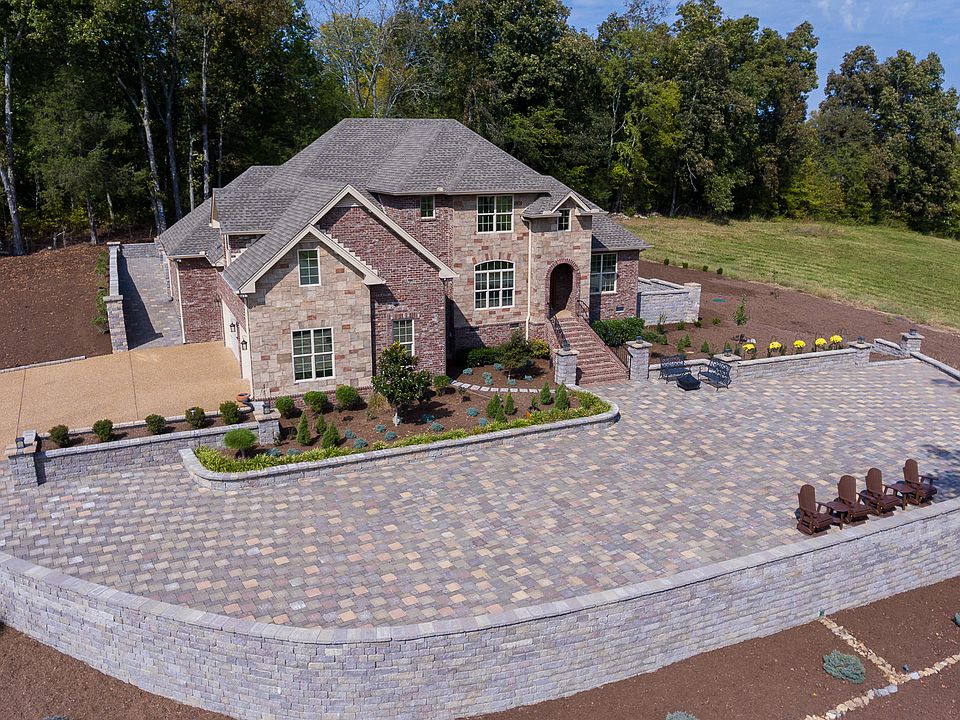 1st image of 1601 Bainbridge Ct