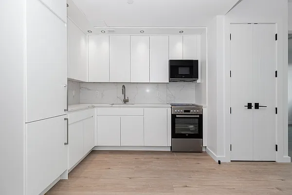 Rented by Nooklyn NYC LLC | media 15