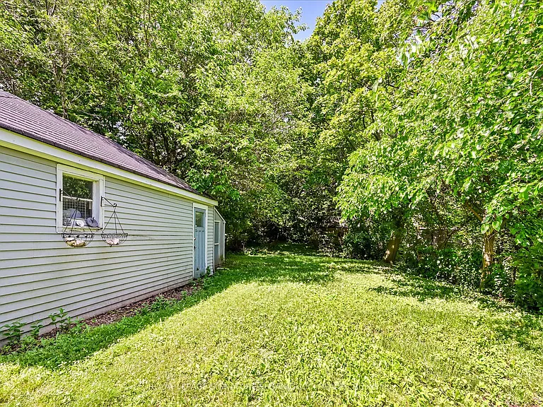 32 Marilyn Cres #MAIN — Photo 34