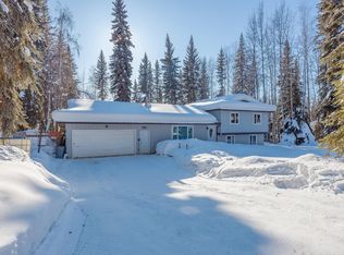883 Ridge Loop Rd, North Pole, AK 99705