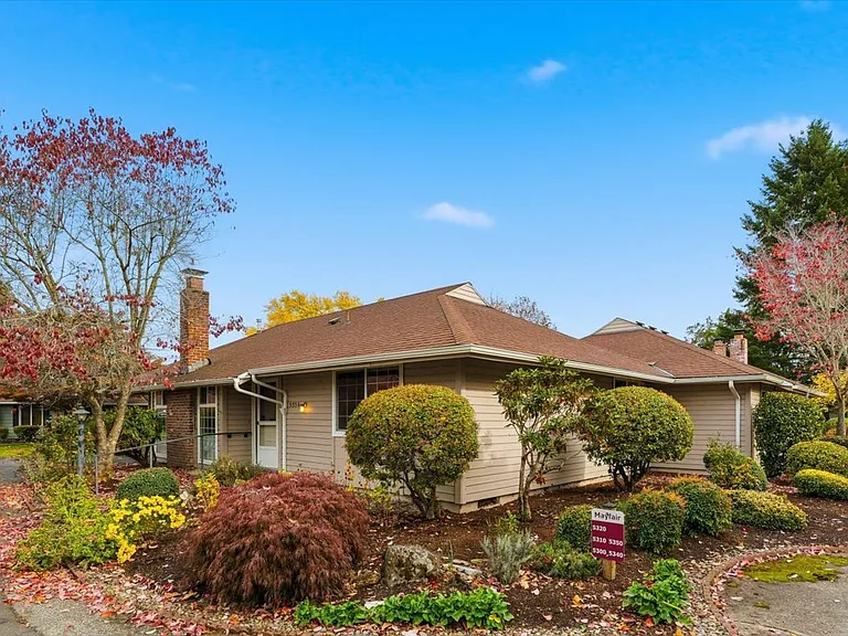 5330 SW Mayfair Ct — Photo 4
