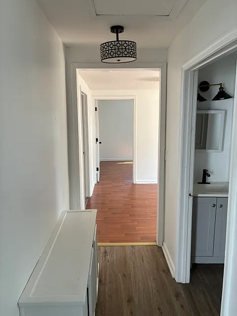 2 bed, 1200 sqft, $1,575 — Photo 4