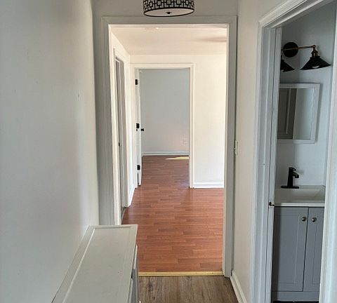 4th image of 2922 Marston Rd