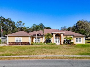 305 W Lady Lake Blvd, Lady Lake, FL 32159