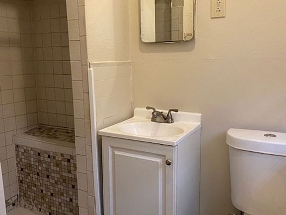 5th image of 1215 22nd St #1217