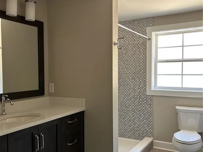 100 Timothy Pl — Photo 21