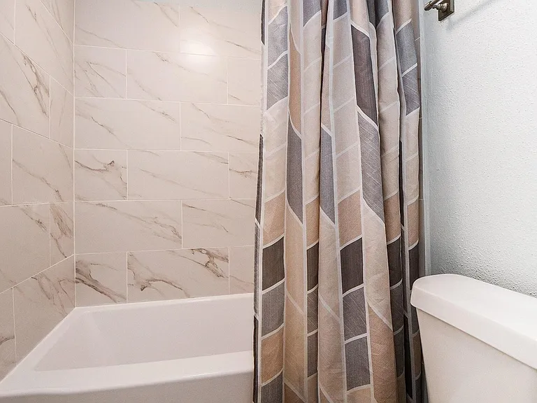 2622 Olympus Dr — Photo 10