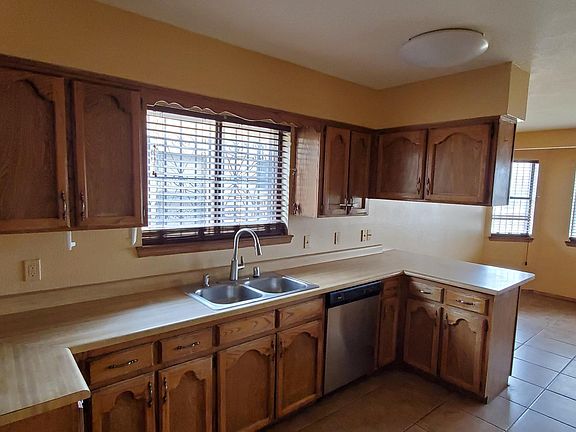 4th image of 11404 Lake Nemi Dr