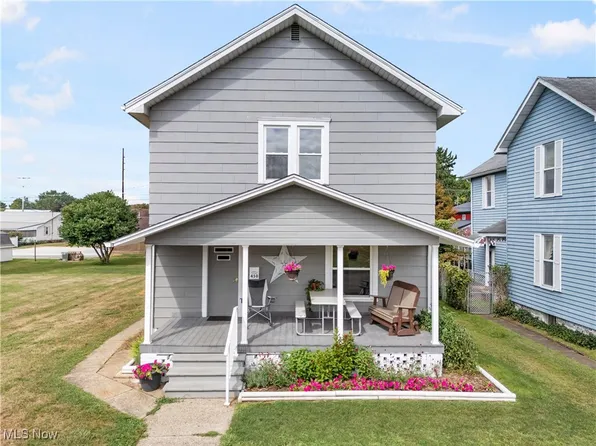 450 Barnett Ave, Newcomerstown, OH 43832