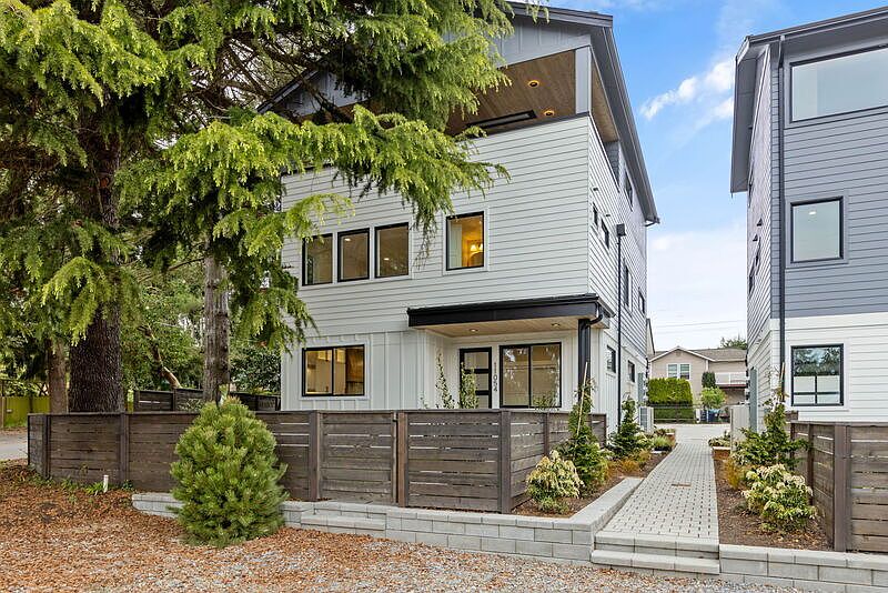 だにえる 11054 2nd Ave NW, Seattle, WA 98177 | Zillow
