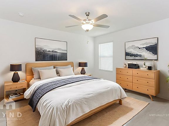 5th image of 2728 N Creek Dr