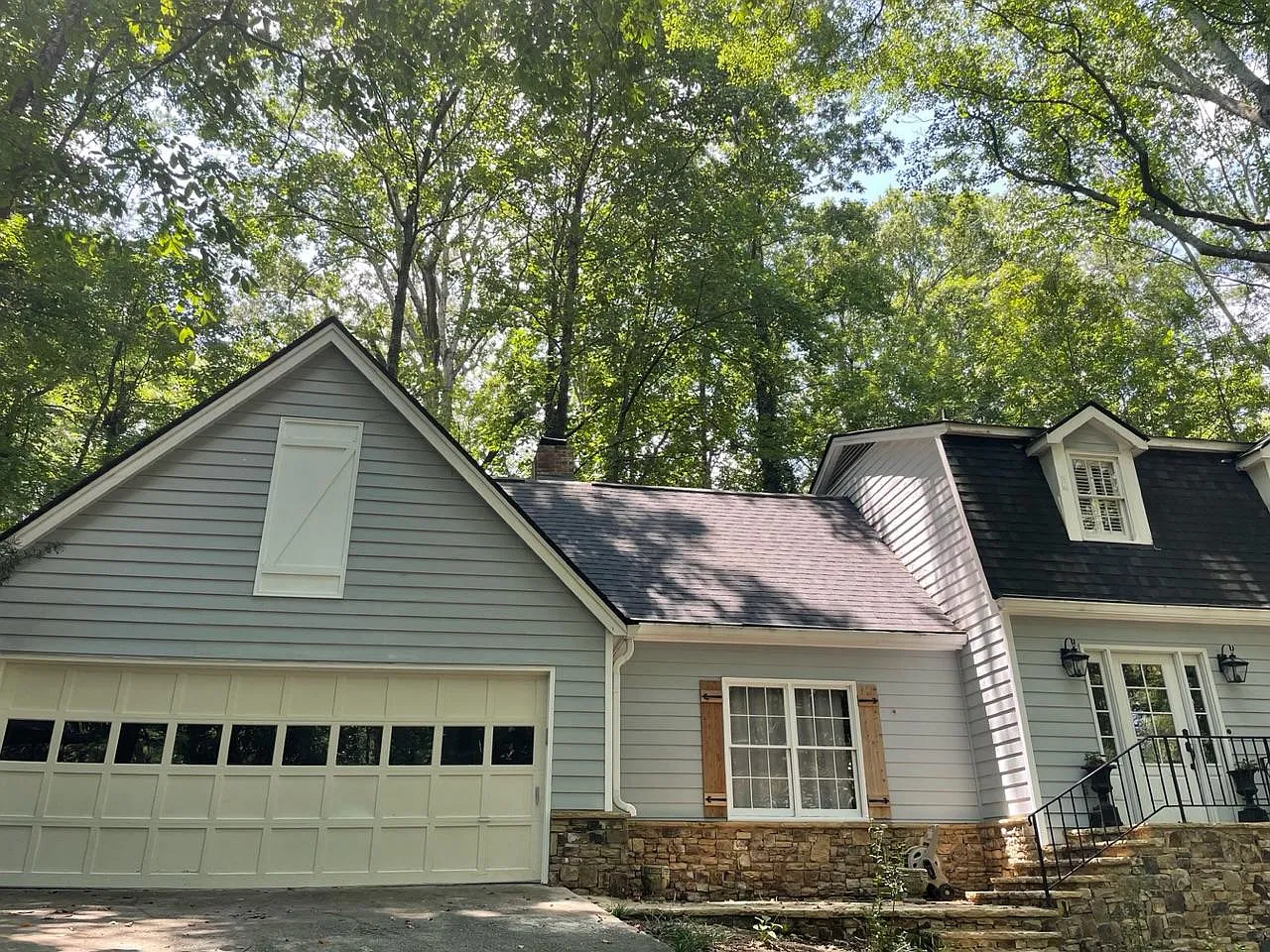 3630 Tanglewood Dr SE — Photo 2