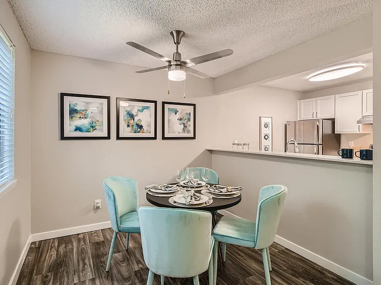 Align Apartments — Photo 4