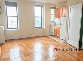 3149 36th St #C, Astoria, NY 11106