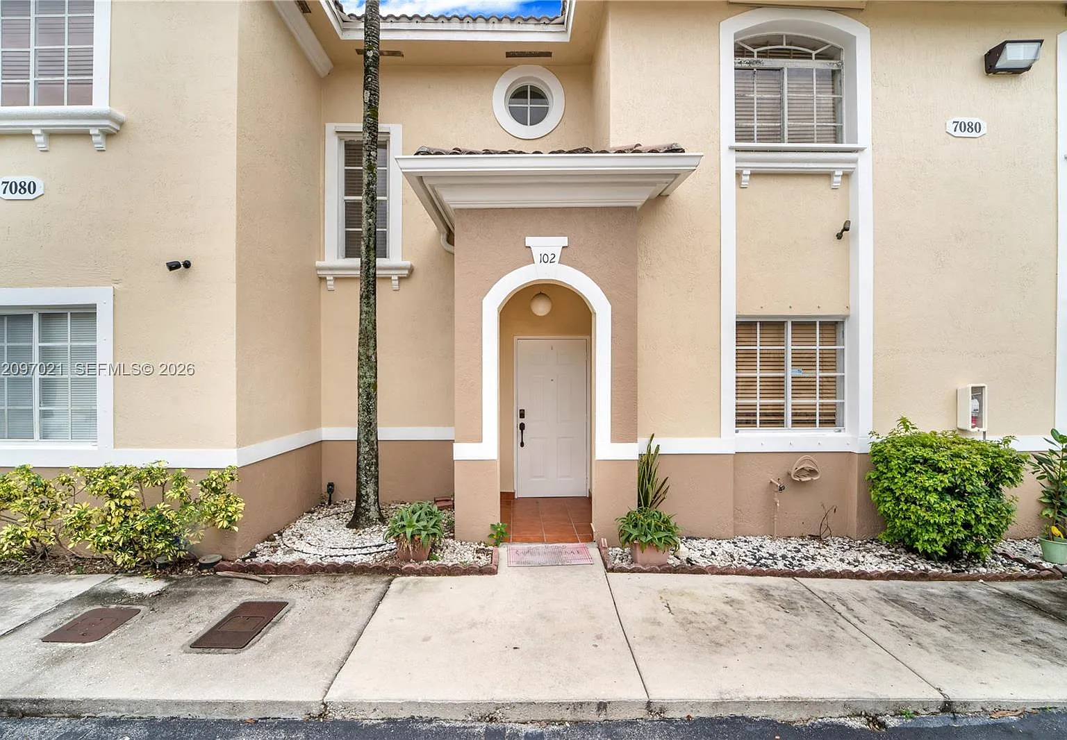 Tropical Landings Condo — Photo 1