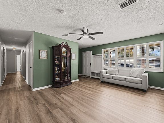 5th image of 2510 59th St