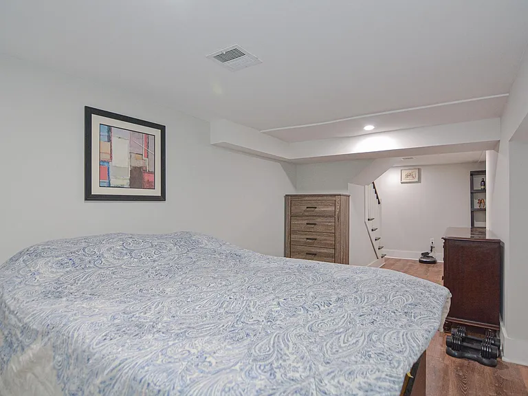 10 Grant St #1 — Photo 58