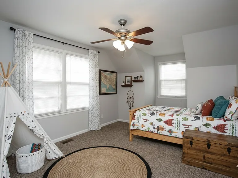 Edgemoor Townhomes — Photo 8