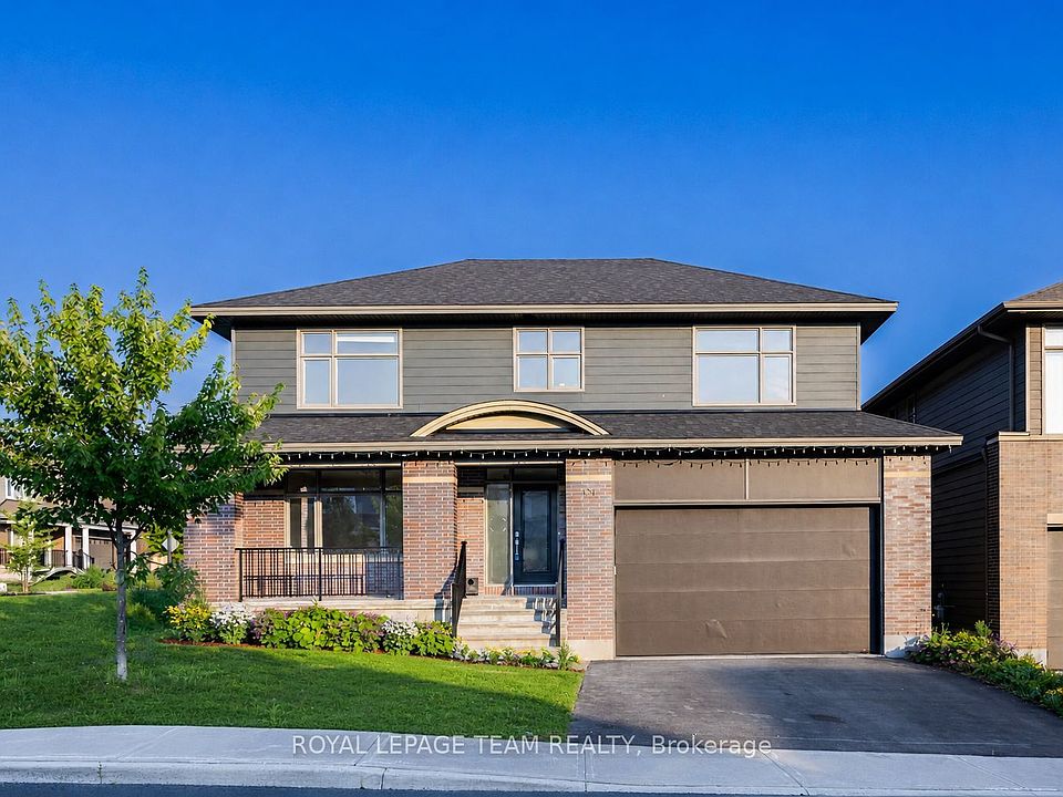 1st image of 131 Escarpment Cres