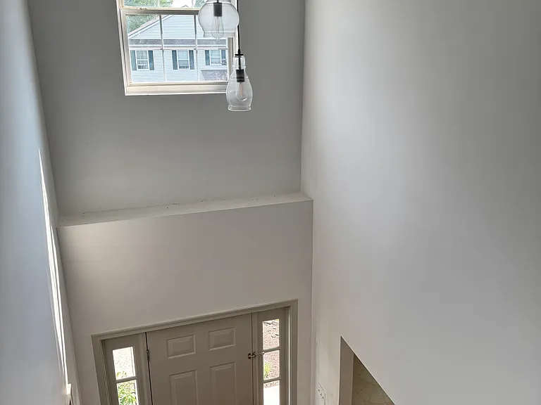 35 Lois Ln — Photo 31