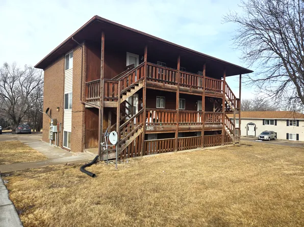 1311 SW 10th St, Lincoln, NE 68522