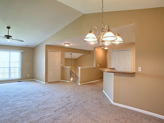 5th image of 51797 Adler Park Dr W