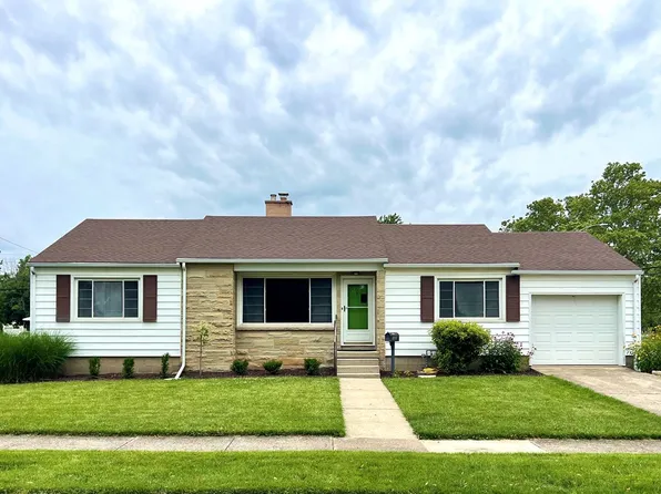 1303 Croydon Rd, Troy, OH 45373