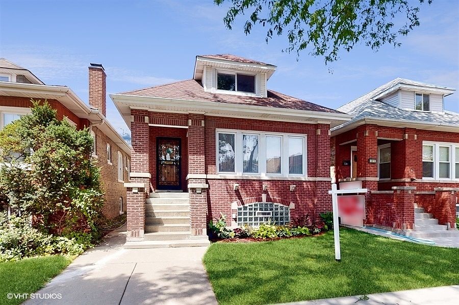 1st image of 5916 N Fairfield Ave