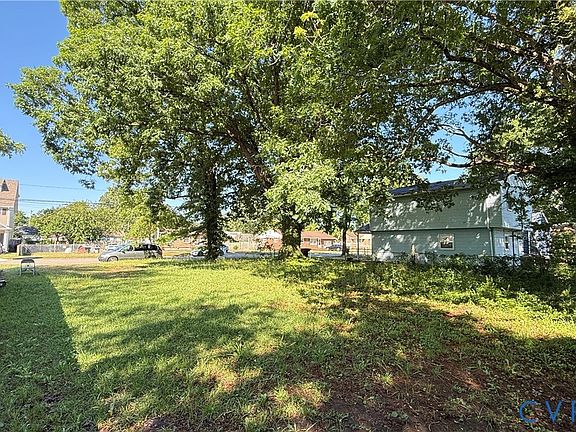 5th image of 806 Ridgeway Ave Lot 16