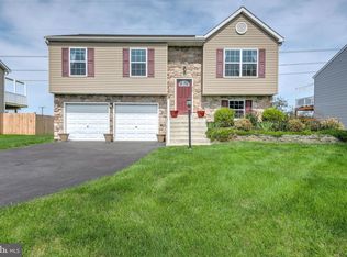 216 Cypress St, Bainbridge, PA 17502