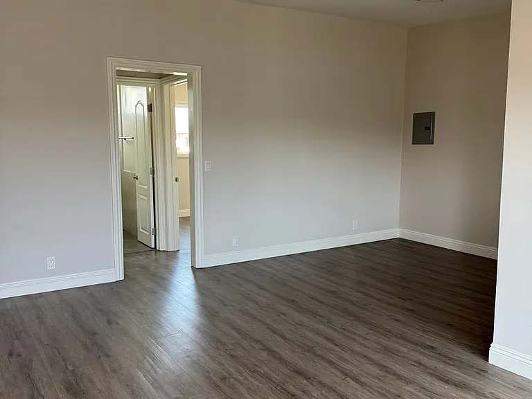 1027 S Atlantic Blvd — Photo 35
