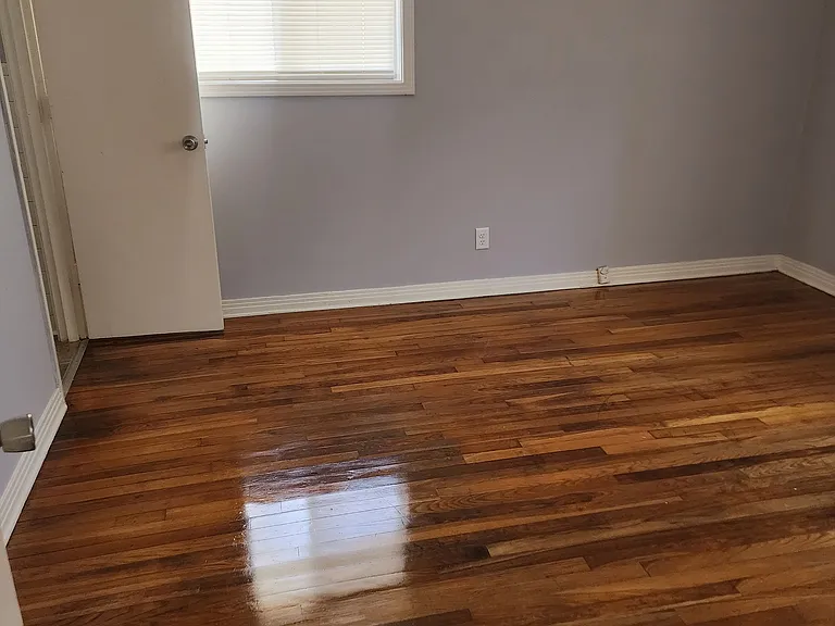 205 Lawrence Dr — Photo 13