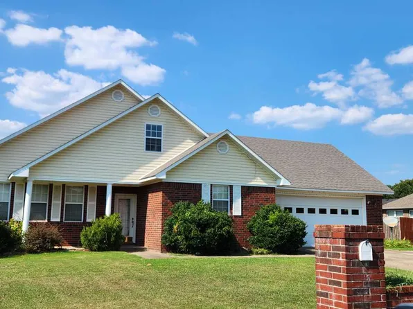 104 Cheyenne Ln, Clarksville, AR 72830