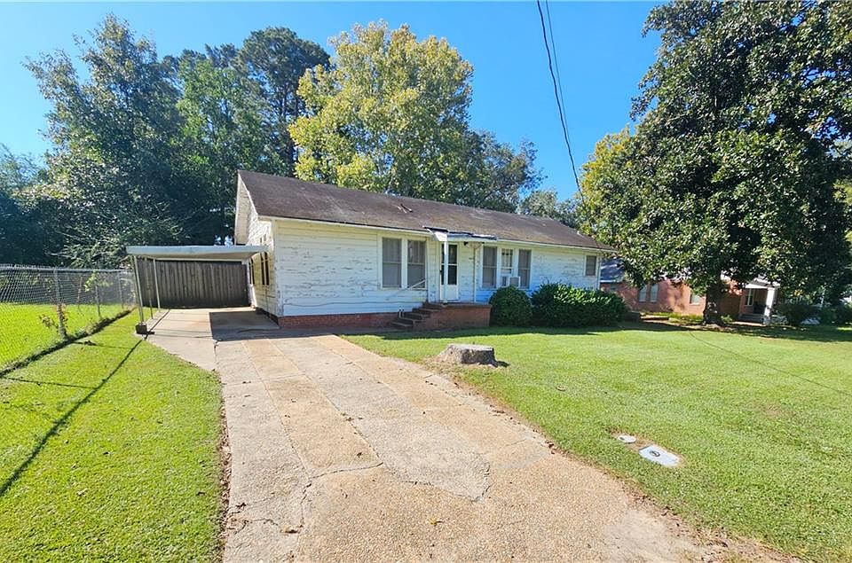 1st image of 1306 N Boundary Ave