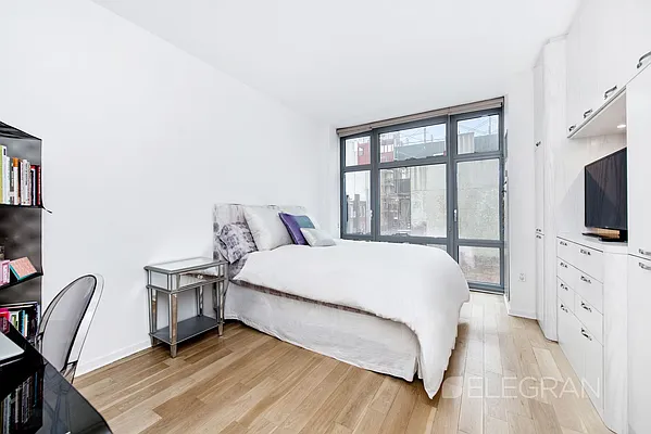 Sold by (Legacy) Elegran | media 3