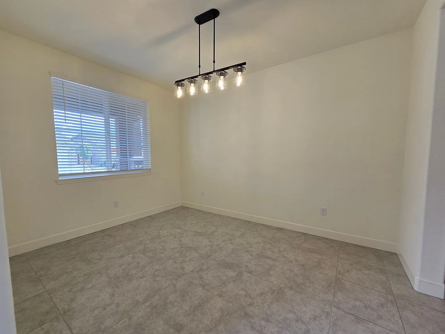 Beautiful Kiley Ranch Home with Open Floor Plan & Private Backyard — Photo 3