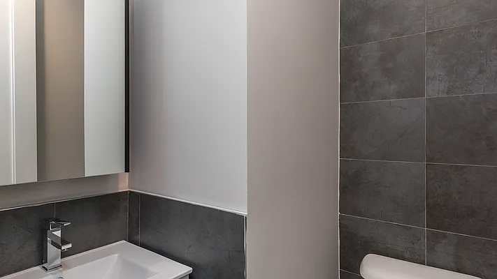 Rented by Nooklyn NYC LLC | media 9