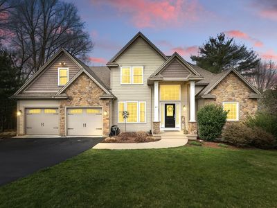 41 Red Bridge Ln, South Hadley, MA, 01075